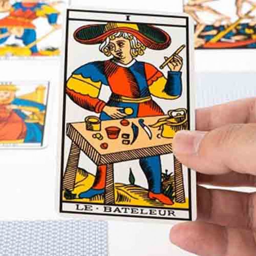 Tarot de Marselha - Uma breve explanação Tarot de Marselha - Uma breve explanação